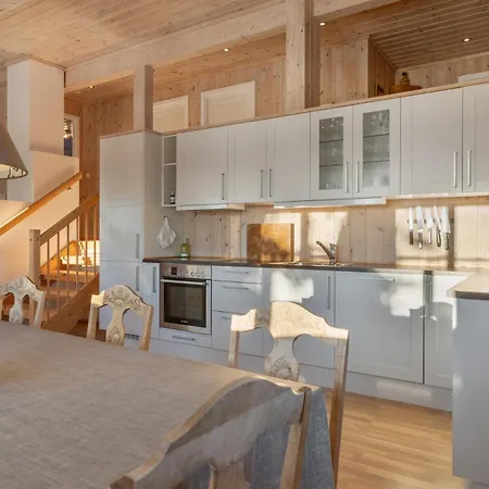 Guest house Orrhanen - Utsikt & Skiloyper - Budor - 60 Min Osl